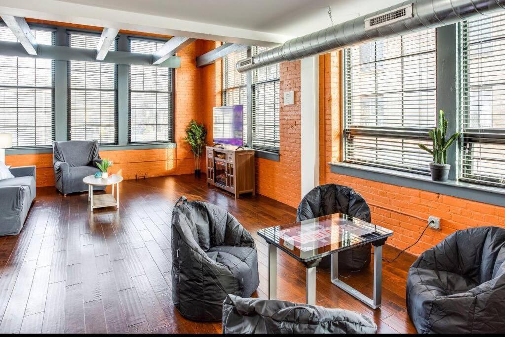 הוילה רוצ'סטר Centric Modern Loft W/ King Beds & Smart Gametable מראה חיצוני תמונה