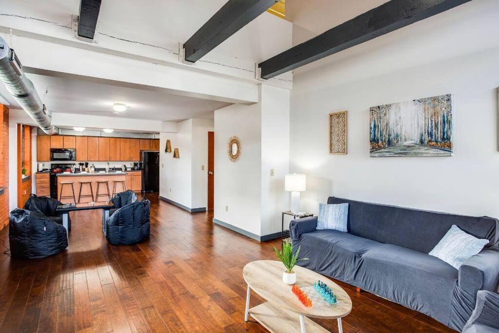 הוילה רוצ'סטר Centric Modern Loft W/ King Beds & Smart Gametable מראה חיצוני תמונה