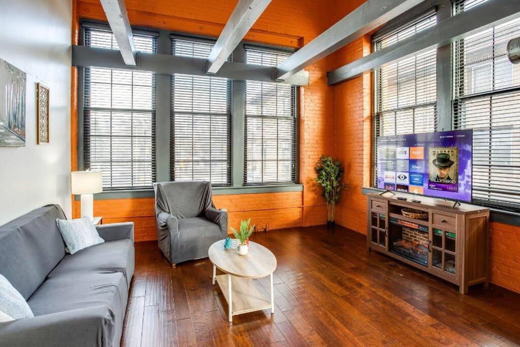 הוילה רוצ'סטר Centric Modern Loft W/ King Beds & Smart Gametable מראה חיצוני תמונה